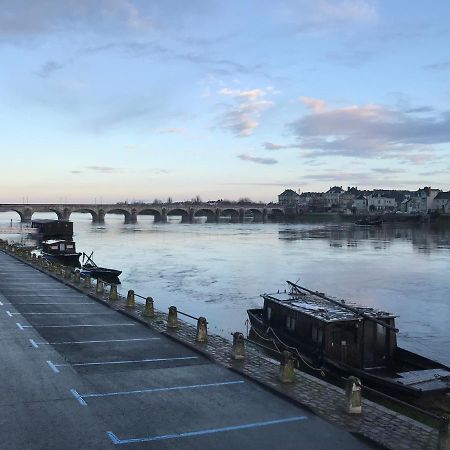 Jolie Maison Tuffeau Centre De Saumur Avec Local Velos Zewnętrze zdjęcie