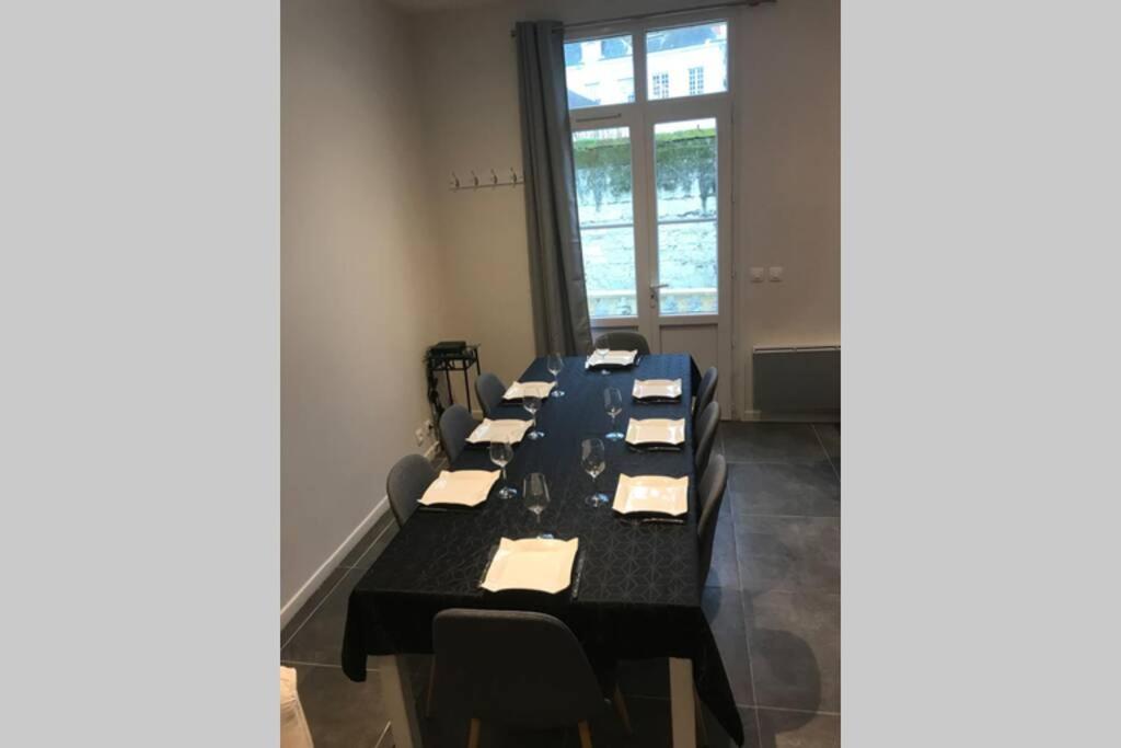 Jolie Maison Tuffeau Centre De Saumur Avec Local Velos Zewnętrze zdjęcie
