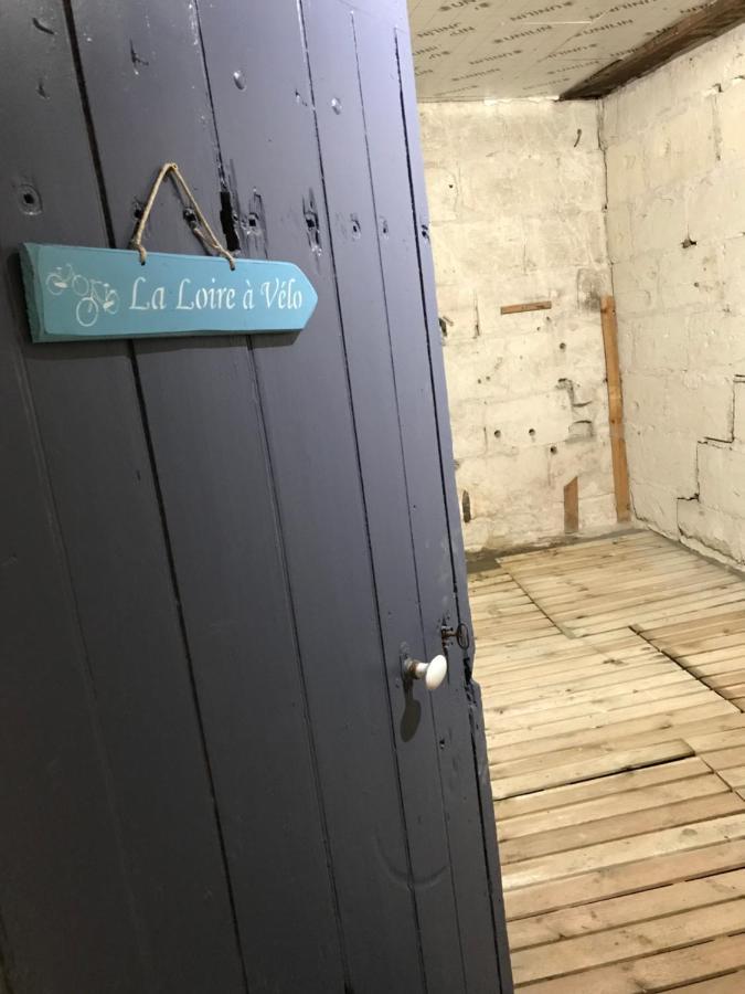 Jolie Maison Tuffeau Centre De Saumur Avec Local Velos Zewnętrze zdjęcie